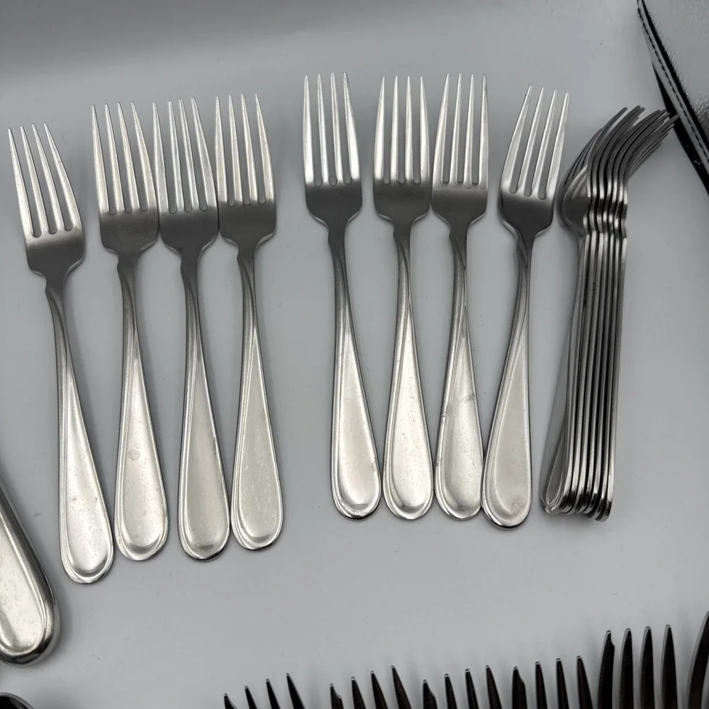 76 pcs Oneida USA Stainless Steel Flatware Serving Set FLIGHT RELIANCE